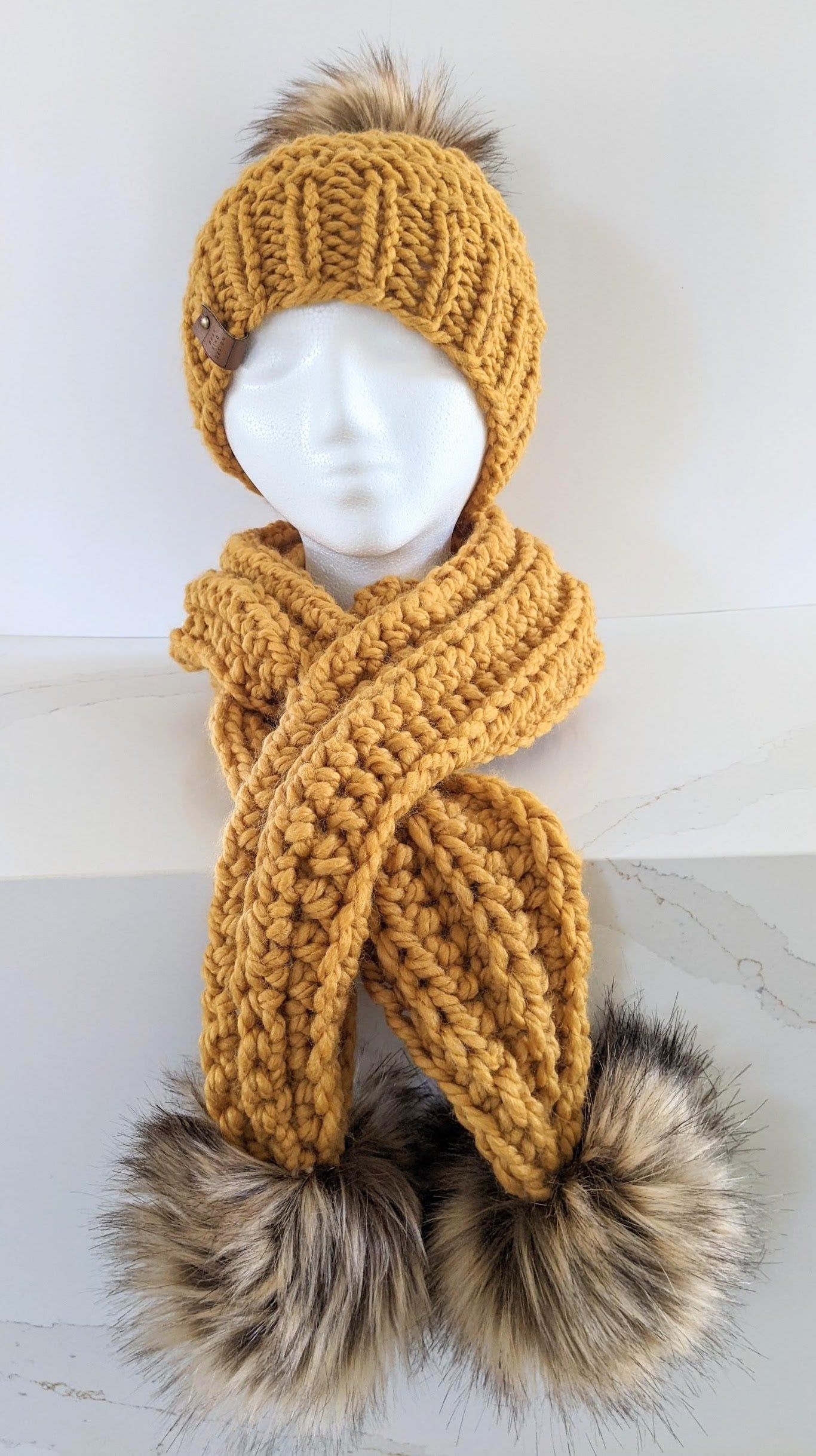 'Shelby' Luxe Crocheted Scarf