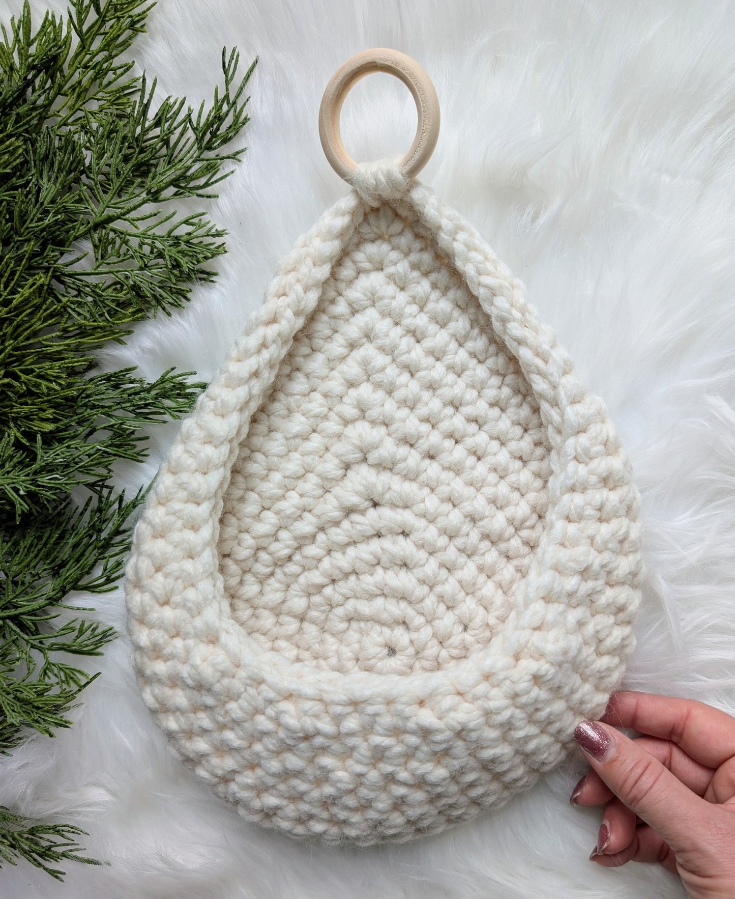 Crochet Hanging Basket with Wooden Ring