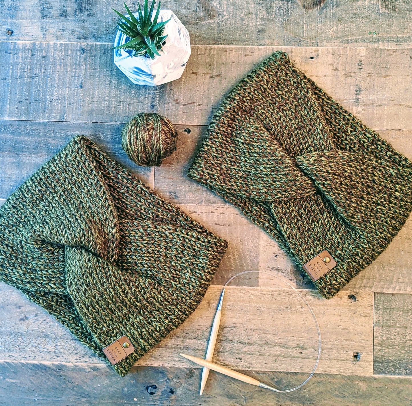 Bandeau torsadé en tricot « Krista » - Plusieurs couleurs disponibles