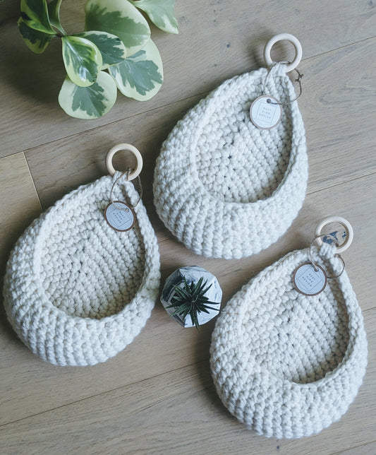 Crochet Hanging Basket with Wooden Ring