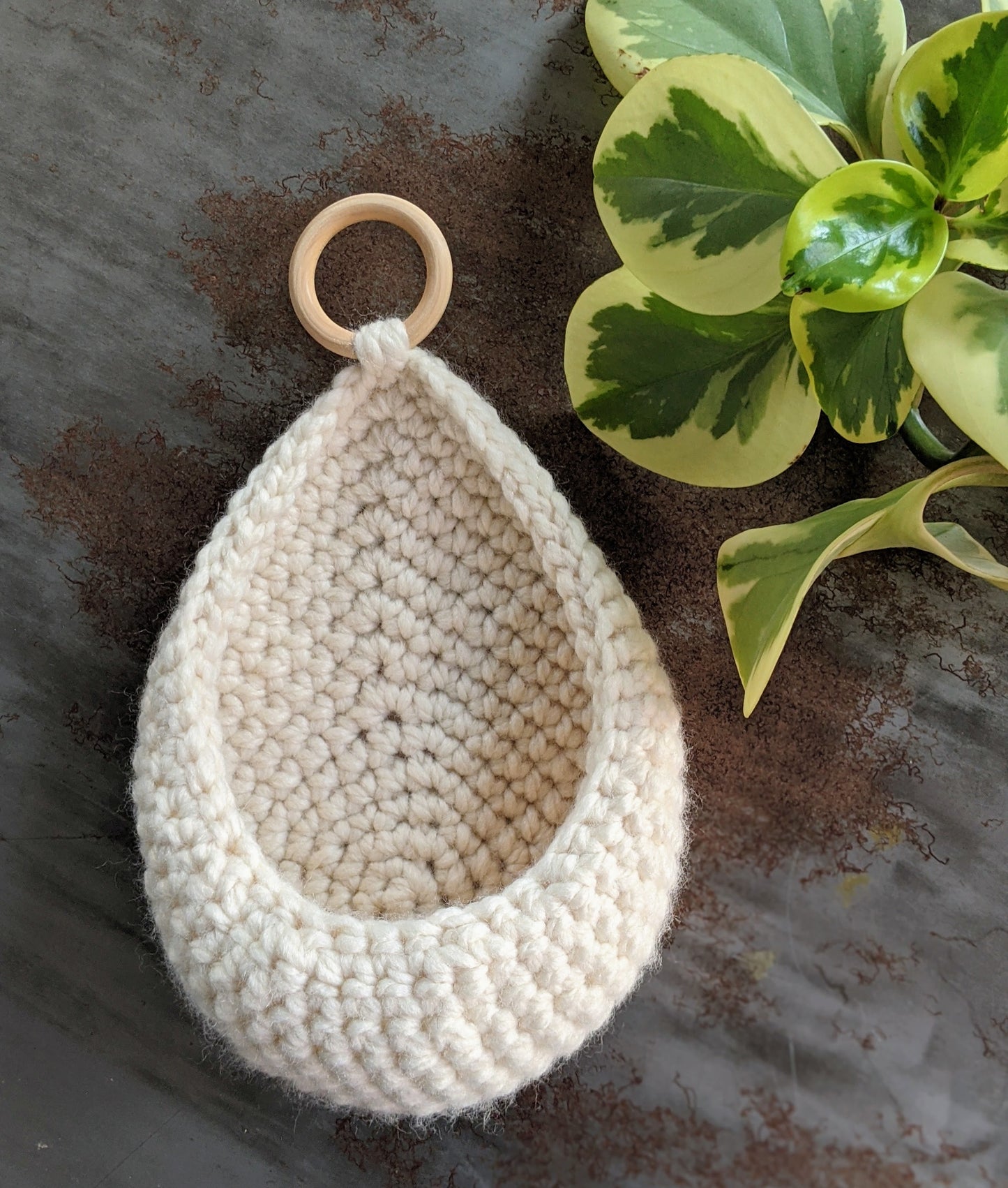 Crochet Hanging Basket with Wooden Ring